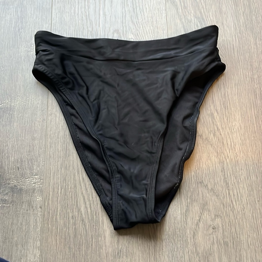 Women’s bikini bottom